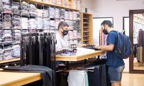 Los empleados de comercio tendrán un 35% de mejora salarial anual