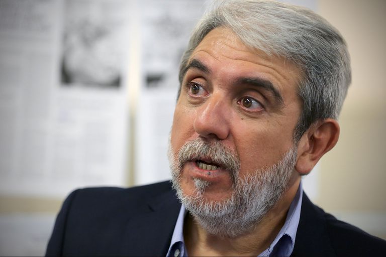Aníbal Fernández trató de "cachivache" a Chiqui Tapia
