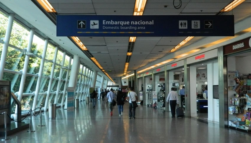 Más de 70 vuelos fueron demorados en Aeroparque
