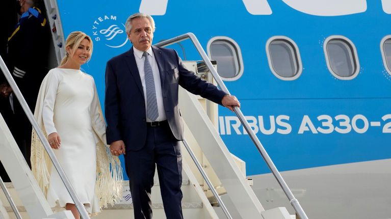 El presidente viaja a la asamblea de la ONU: condenará el atentado contra Cristina
