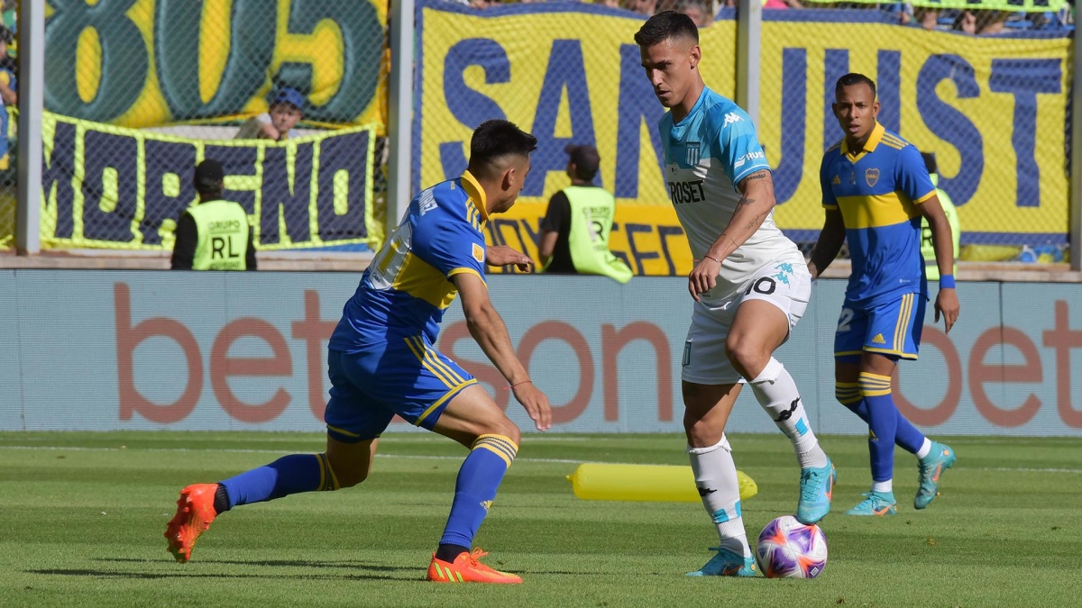 Racing venció a Boca en un bochornoso partido y ganó el Trofeo de Campeones