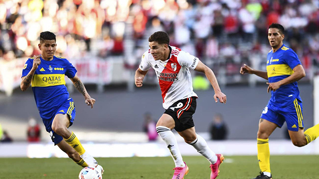 River y Boca se enfrentan en el Monumental: hora, TV y formaciones
