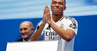 La histórica presentación de Kylian Mbappé en el Real Madrid: "Soy un niño muy feliz"