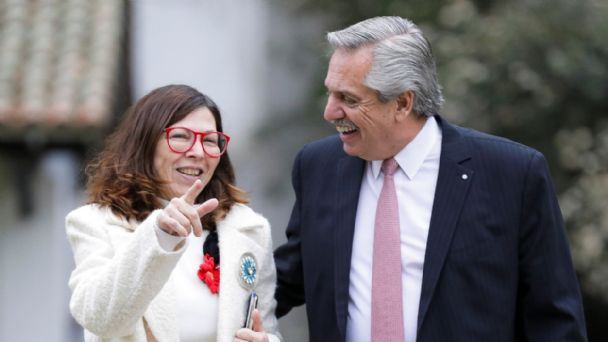 Fernández se reunirá con Batakis para definir medidas ante la suba de precios