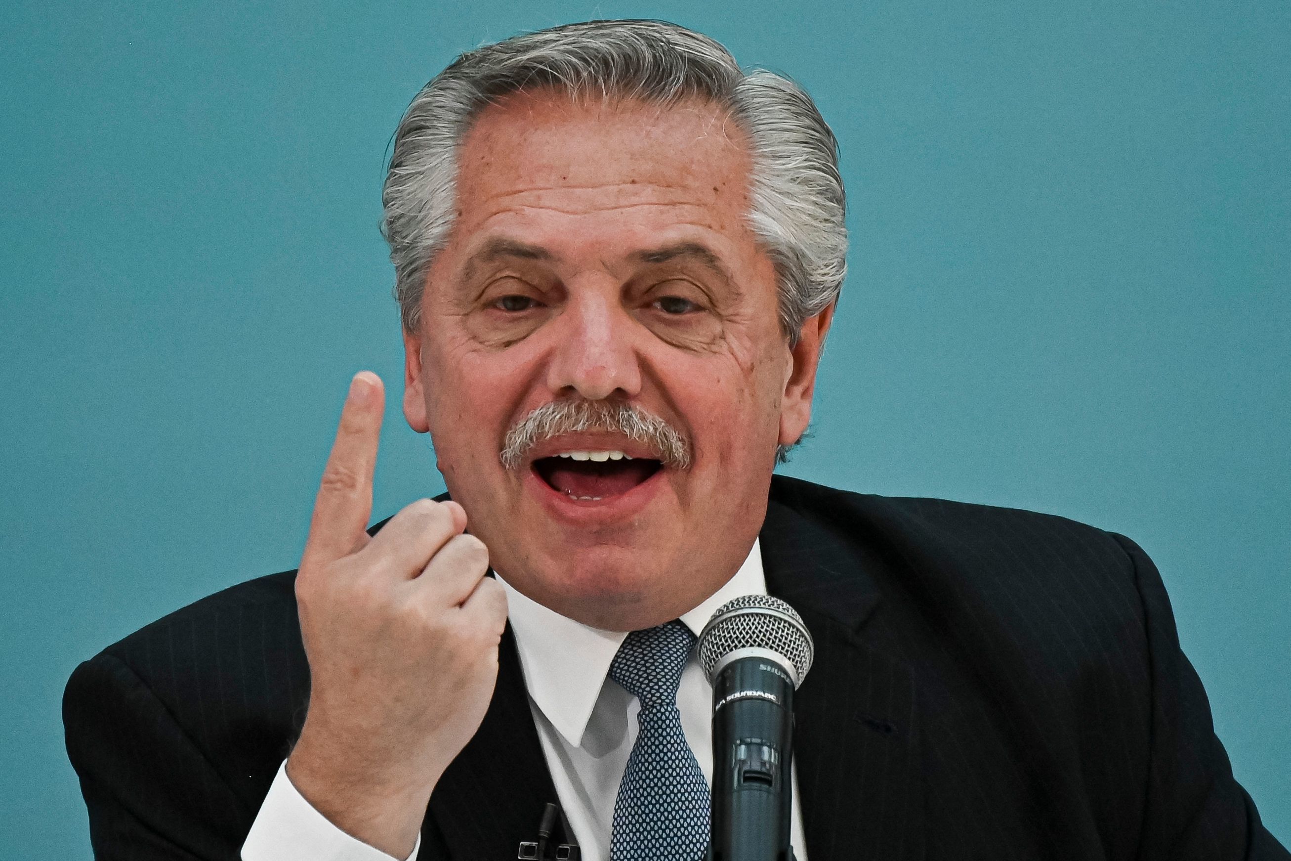 Alberto Fernández esperará hasta mayo para definir si va o no por una reelección