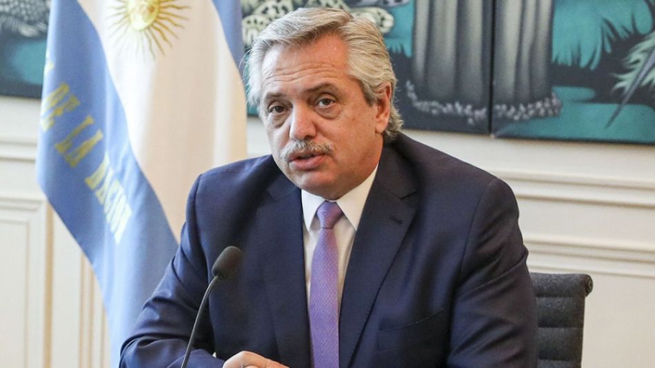 El presidente propone ampliar a 90 días la licencia por paternidad