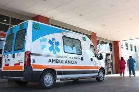 Su auto estaba en marcha y sin freno de mano: atropelló a su esposa