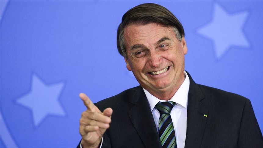Jair Bolsonaro: "Este Gobierno se pone muy feliz cuando la gente compra armas"