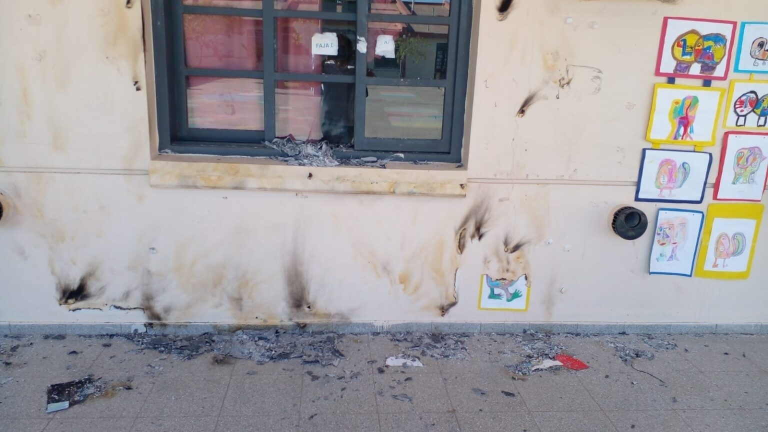 Quisieron quemar una escuela en 25 de Mayo