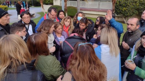 Conflicto docente: los autoconvocados presentaron un petitorio