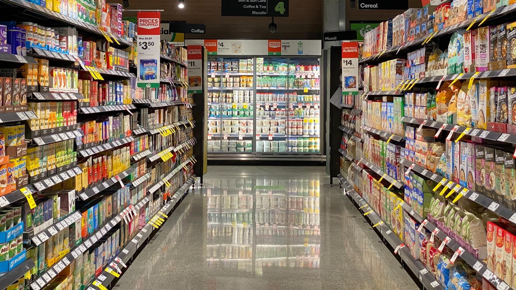 Otro supermercado multado por diferencias entre el precio exhibido y el que cobran en caja