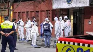 Cuatro mujeres detenidas murieron carbonizadas en una comisaría