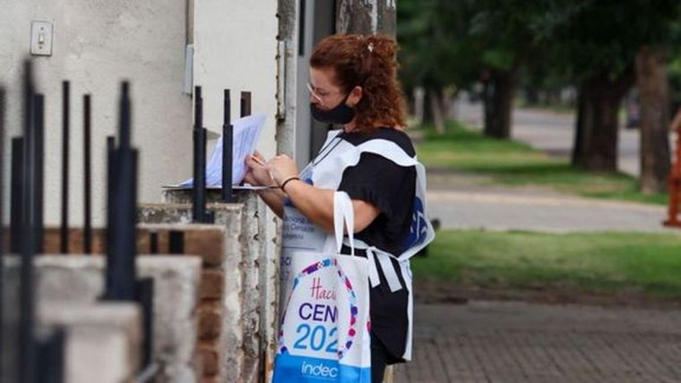 Capacitan a los censistas que recorrerán las viviendas 