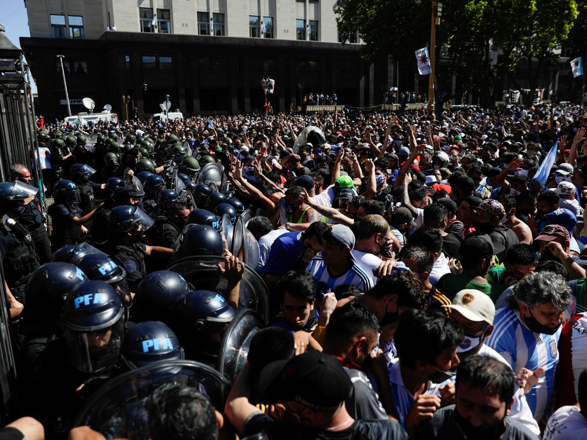 Nación denunció a Ciudad de Buenos Aires por el escándalo del velatorio de Maradona