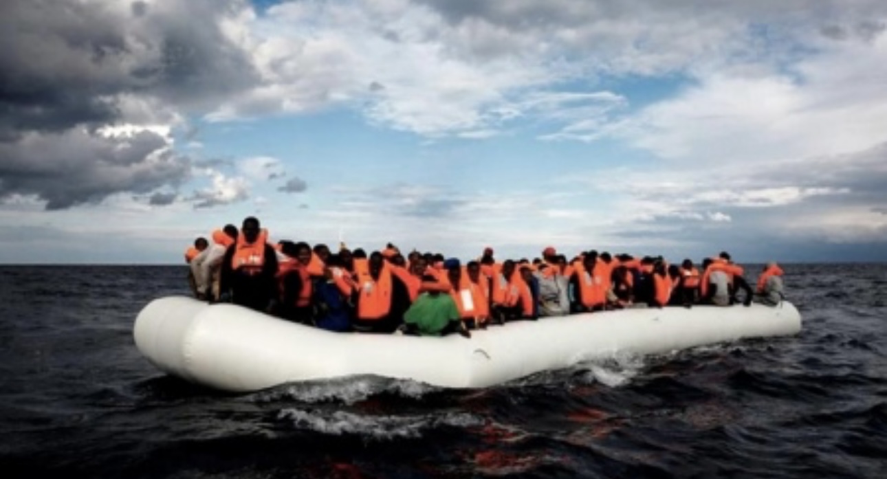 La ONU pidió rescatar con urgencia a 185 rohingyas náufragos en el océano Índico