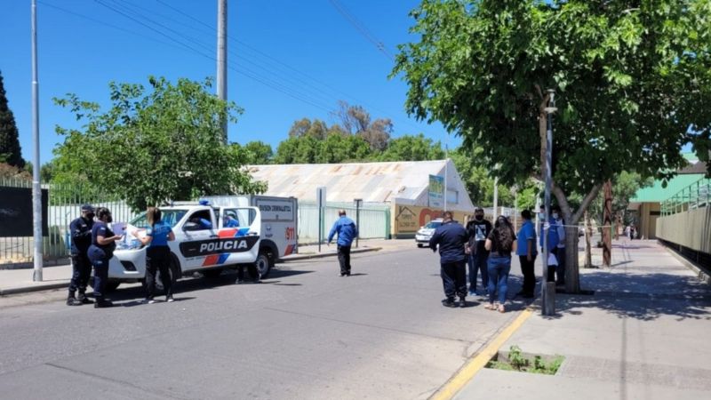 Aprovechó el domingo para comprar ropa pero se descompensó y murió