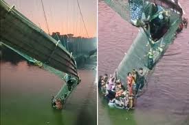 Al menos 60 muertos en el colapso de un puente colgante recién reparado