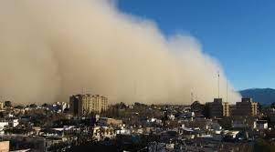 En imágenes y videos, así golpea el viento a San Juan.