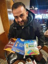 El sanjuanino que logró completar el álbum del Mundial en 5 días
