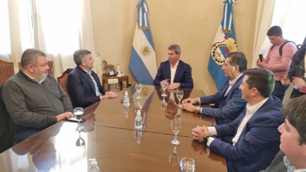 Control a planes sociales: entrevistarán a 10 mil personas por día