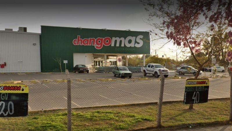 Intentó robar en un reconocido supermercado de Rawson