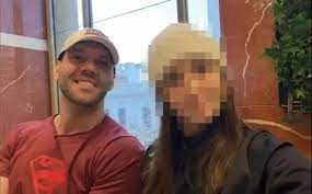 El psicólogo acusado de intentar matar a su novia que complicado por una pericia