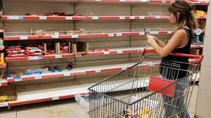 La falta de oferta y el aumento de la inflación, afectaron el consumo de las familias