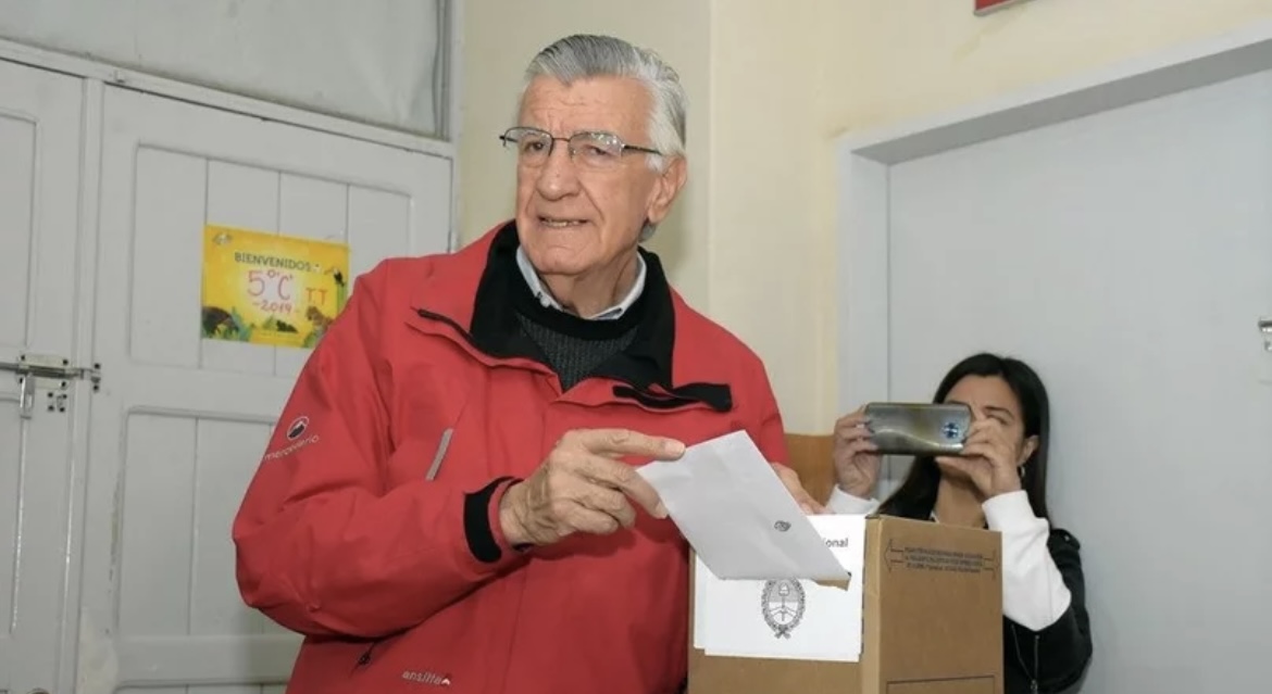 Gioja votó y emitió picantes declaraciones contra Uñac 