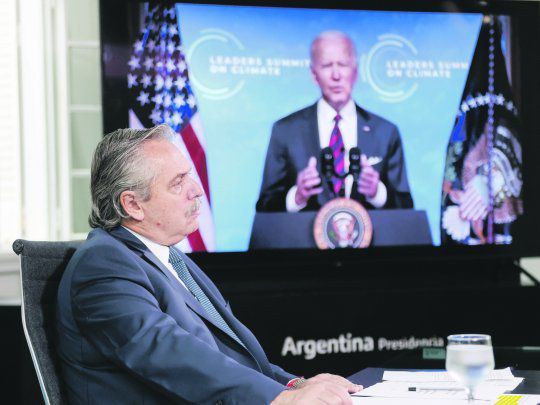 Alberto Fernández y Biden dialogaron sobre temas bilaterales 