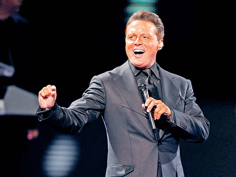 Luis Miguel llegó a Buenos Aires para iniciar su gira mundial