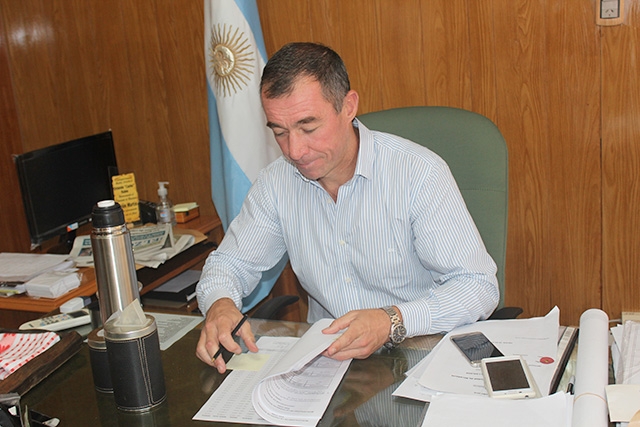 Rivadavia otorgará el 40% de aumento a sus empleados municipales