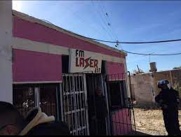 Las llamas de un incendio devoraron a una radio departamental