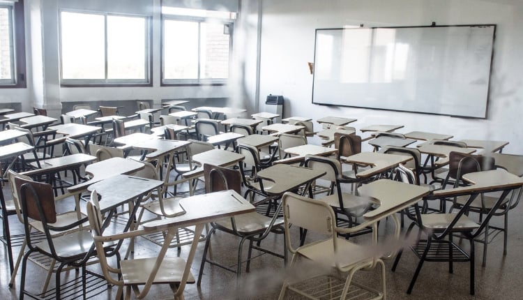 Sigue el paro docente